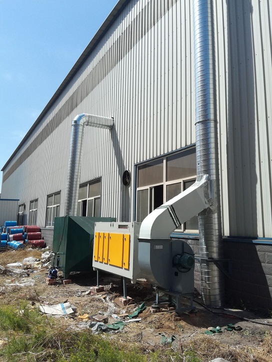 皮革廠臭味去除，動物皮毛蛋白質(zhì)熟化臭味凈化方案方法，溶媒吸附等離子凈化設(shè)備