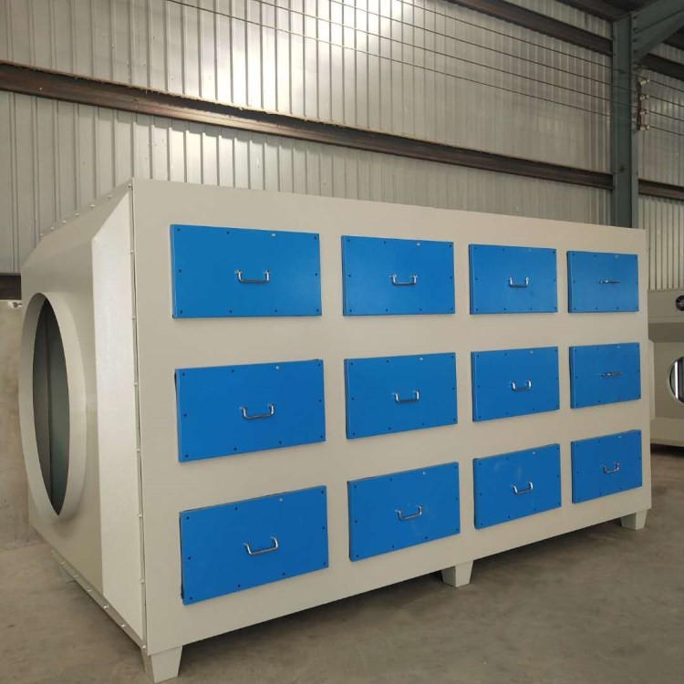 噴漆房<a href='http://m.hdqshy.cn/products/chuchen/jh/gongyefeiqichuli/' target='_blank' title='廢氣處理設備' ><strong>廢氣處理設備</strong></a>價格_油漆車間煙粉塵廢氣治理方案工藝小型噴漆房廢氣處理設備的工作原理 噴漆房廢氣處理設備價格_油漆車間煙粉塵廢氣治理方案工藝小型噴漆房廢氣處理設備的工作原理