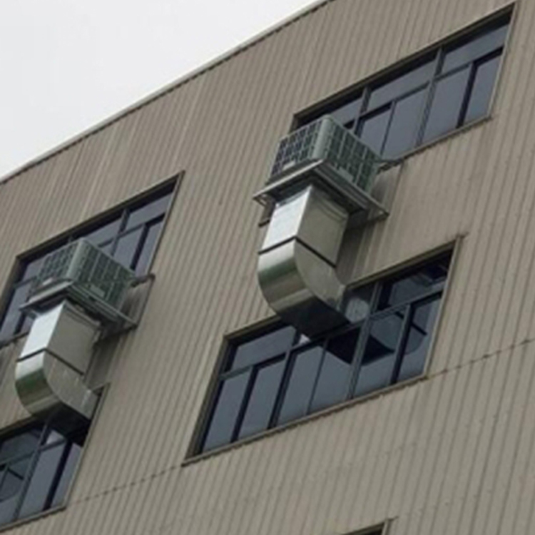 安裝濕簾冷風(fēng)機(jī)并使用的同時(shí),可以不關(guān)閉門或窗戶,通風(fēng)效果好,同時(shí)提高降溫效果。為確保工作環(huán)境的舒適度,在生產(chǎn)車間安裝工業(yè)節(jié)能環(huán)保空調(diào),既換氣除塵,又通風(fēng)降溫,增加車間空氣含氧量。濕簾冷風(fēng)機(jī)、水空調(diào)、冷氣機(jī),采用先進(jìn)的技術(shù),集降溫、除塵、換氣、祛味于一體的節(jié)能降溫新產(chǎn)品。 安裝濕簾冷風(fēng)機(jī)并使用的同時(shí),可以不關(guān)閉門或窗戶,通風(fēng)效果好,同時(shí)提高降溫效果。為確保工作環(huán)境的舒適度,在生產(chǎn)車間安裝工業(yè)節(jié)能環(huán)保空調(diào),既換氣除塵,又通風(fēng)降溫,增加車間空氣含氧量。濕簾冷風(fēng)機(jī)、水空調(diào)、冷氣機(jī),采用先進(jìn)的技術(shù),集降溫、除塵、換氣、祛味于一體的節(jié)能降溫新產(chǎn)品。